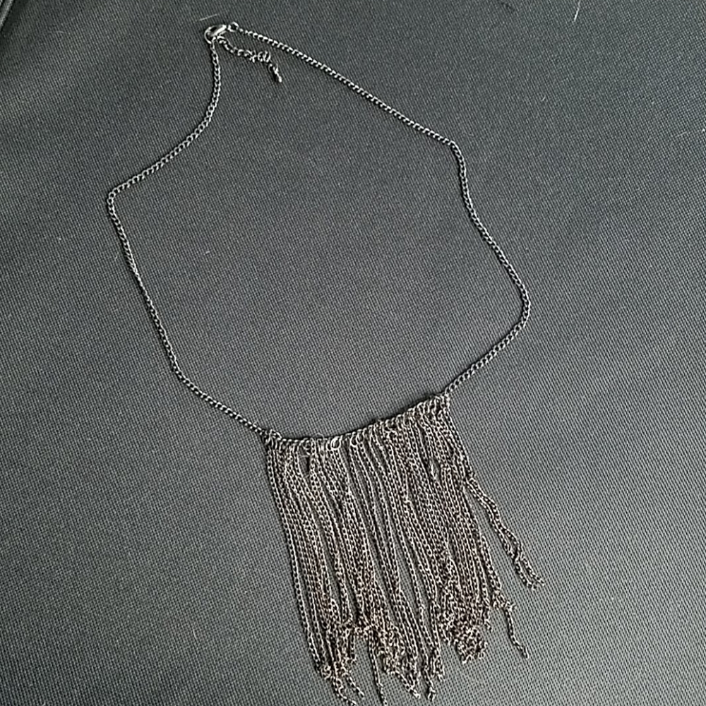 Dark fringy chain necklace